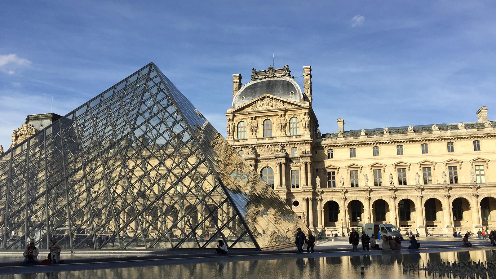 Louvre Museum